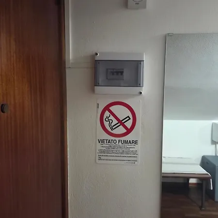 Διαμέρισμα Mansarda Al Mare Parini