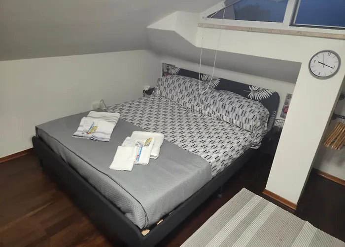 Apartmán Mansarda Al Mare Parini